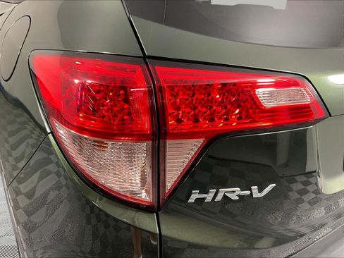 Used 2017 Honda HR-V EX image 22