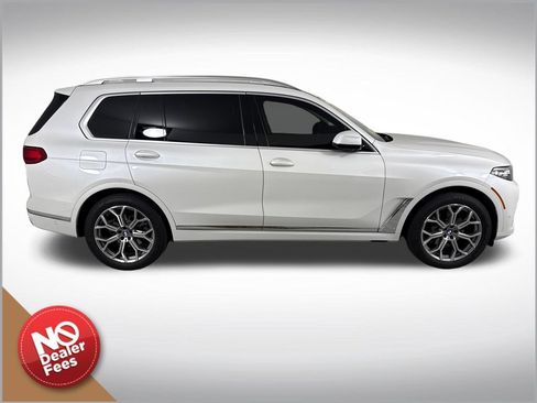 Used 2021 BMW X7 xDrive40i w/ Executive Package AWD/4WD image 2