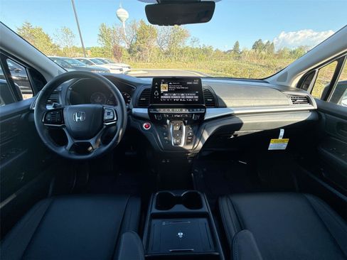 Certified 2026 Honda Odyssey EX-L image 22