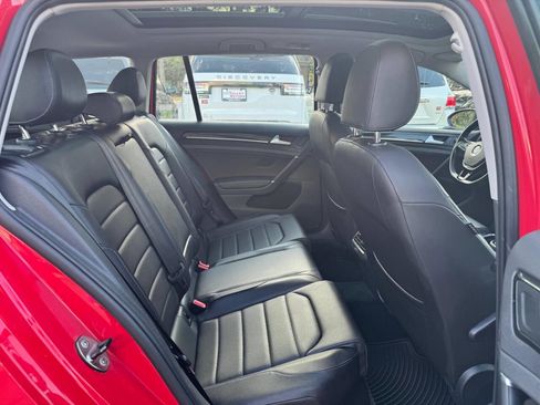 Used 2015 Volkswagen Golf SEL image 11