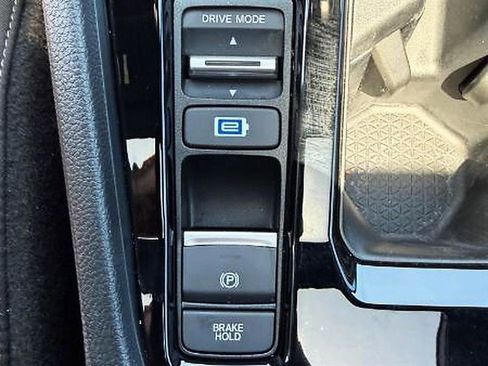 Used 2023 Honda Accord Sport image 31