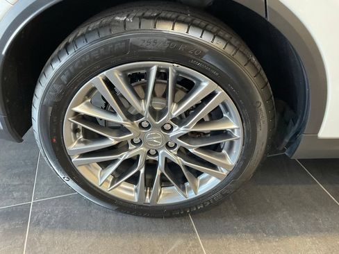Certified 2023 Acura MDX SH-AWD w/ Advance Package image 8