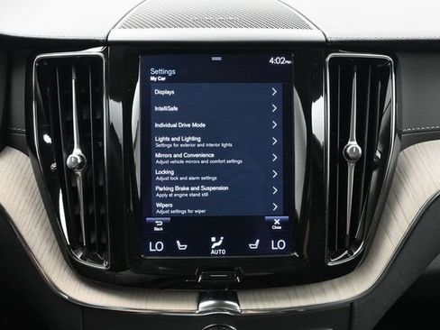 Used 2021 Volvo XC60 T5 Inscription w/ Protection Package Premier FWD image 17