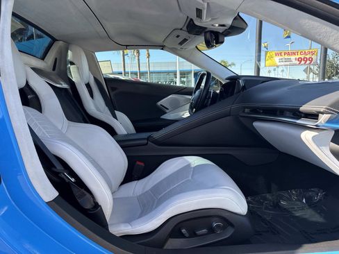 Used 2021 Chevrolet Corvette 2dr Stingray Conv w/ Z51 Performance Package image 26