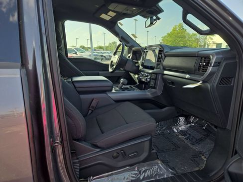 Used 2025 Ford F150 XLT w/ Equipment Group 302A MID AWD/4WD image 29