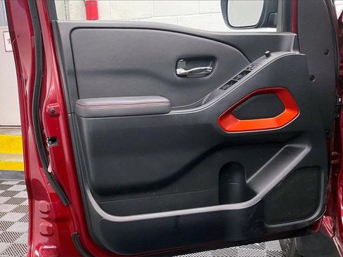 Certified 2022 Nissan Frontier PRO-4X w/ Technology Package image 21