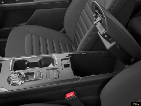 Used 2018 Ford Fusion S FWD image 13