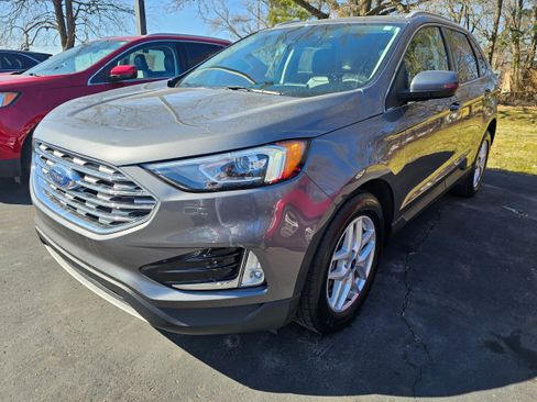 Used 2022 Ford Edge SEL w/ Convenience Package AWD/4WD image 2