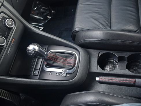 Used 2013 Volkswagen GTI Driver's Edition image 16