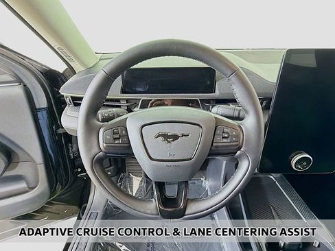 Used 2025 Ford Mustang Mach-E Select w/ Comfort Package Lite image 4