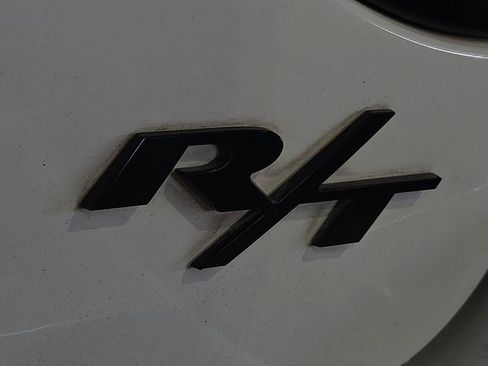 Used 2019 Dodge Charger R/T w/ Driver Confidence Group RWD image 13