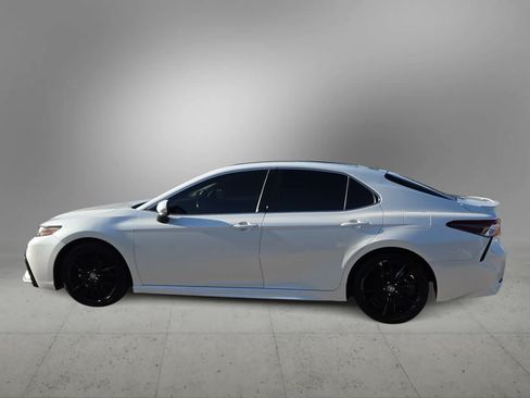 Used 2024 Toyota Camry XSE w/ Navigation Package FWD image 5