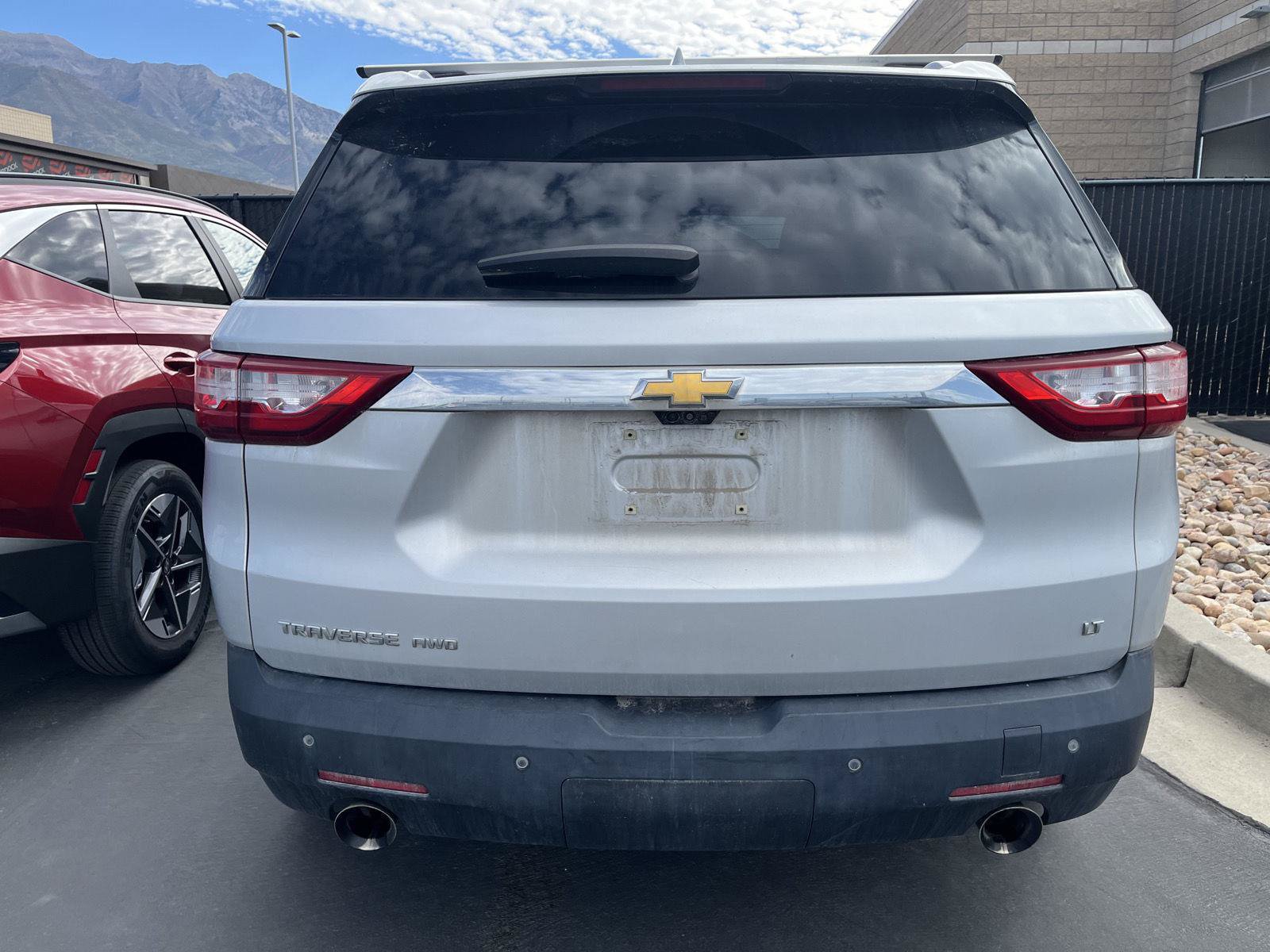 Used 2018 Chevrolet Traverse LT AWD/4WD image 4