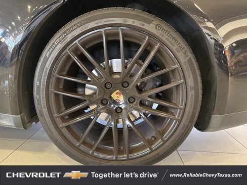 Used 2024 Porsche Panamera 4 image 33