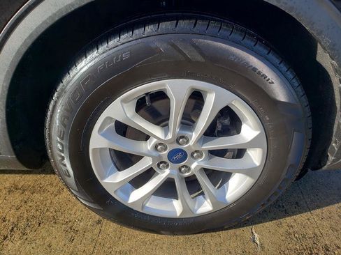 Used 2020 Ford Escape SE image 47