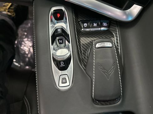 Used 2022 Chevrolet Corvette Stingray Premium Cpe w/ Z51 Performance Package image 19