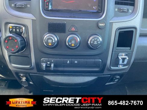 Used 2016 RAM 1500 Express RWD image 16
