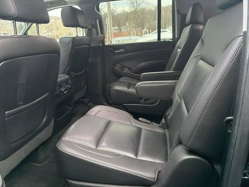 Used 2016 GMC Yukon XL SLT w/ Open Road Package AWD/4WD image 20