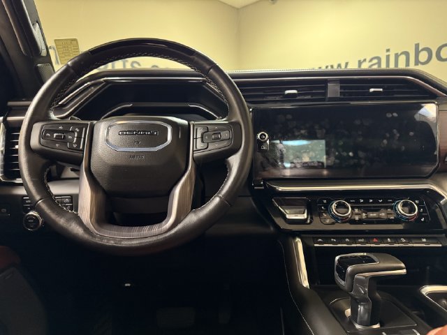 Used 2024 GMC Sierra 1500 Denali Ultimate AWD/4WD image 10