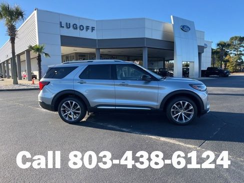 Used 2025 Ford Explorer Platinum w/ Ultimate Package image 2