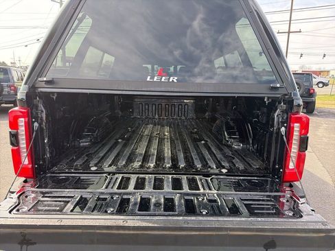 Used 2023 Ford F350 Lariat w/ FX4 Off-Road Package image 9