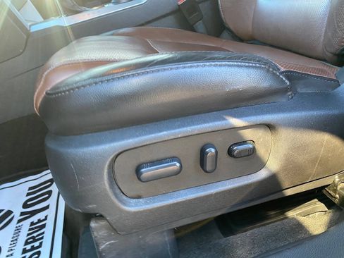 Used 2015 Ford Explorer Limited w/ Equipment Group 302A FWD image 19