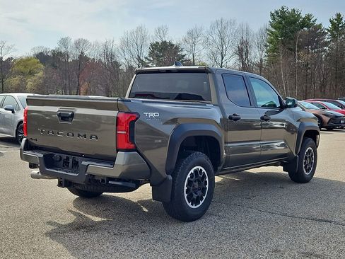 New 2026 Toyota Tacoma 4x4 Double Cab image 2