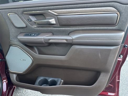 Used 2025 RAM 1500 Limited image 15