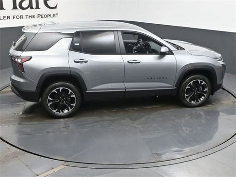 New 2026 Chevrolet Equinox LT w/ Convenience Package II image 17