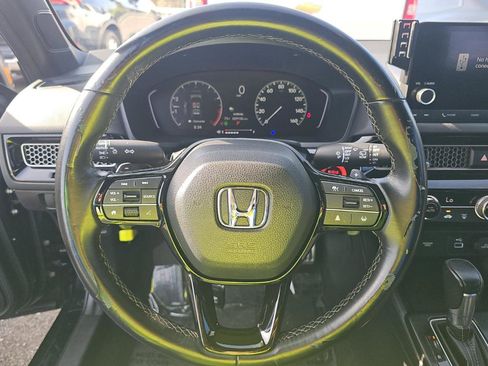 Used 2023 Honda Civic Sport image 12