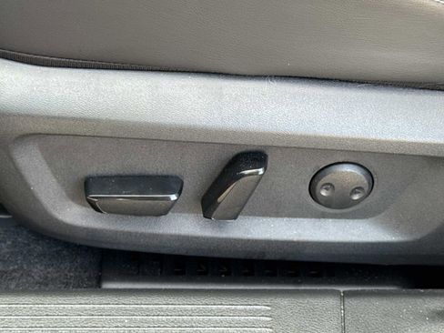 Certified 2025 Nissan Rogue Platinum image 20