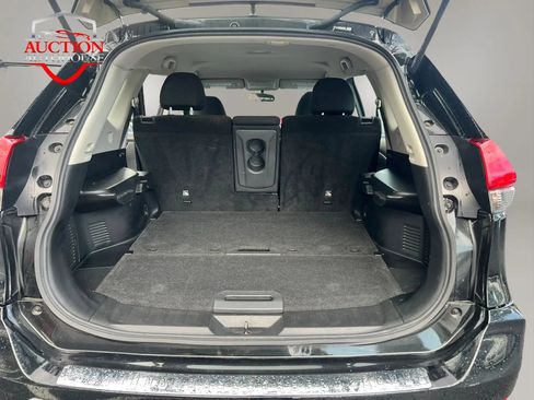 Used 2017 Nissan Rogue S FWD image 14