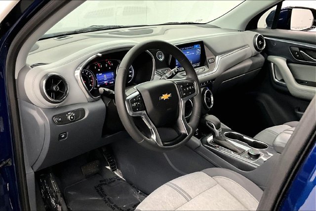 Used 2022 Chevrolet Blazer LT FWD image 16
