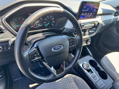 Used 2021 Ford Escape SE w/ Cold Weather Package AWD/4WD image 26
