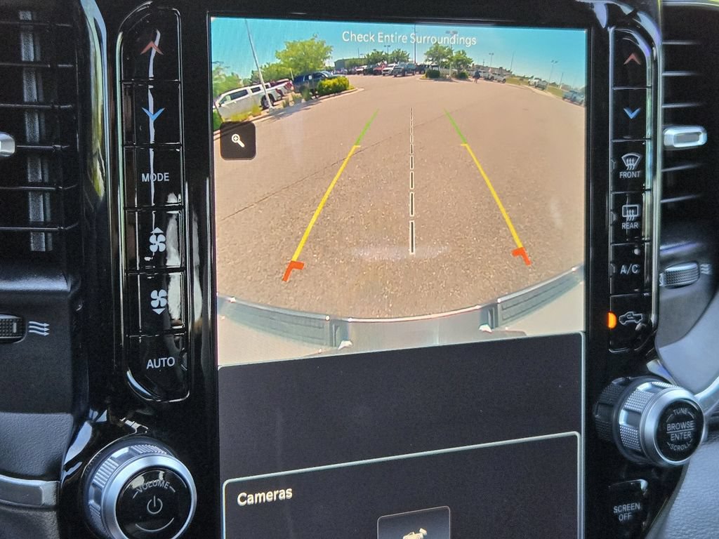 Used 2023 RAM 1500 Laramie AWD/4WD image 30