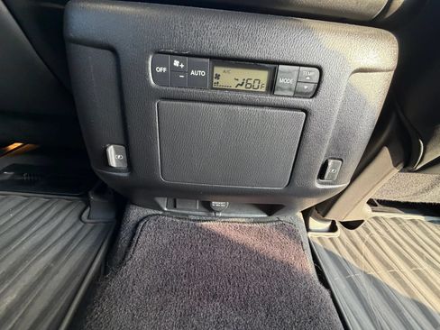 Used 2018 INFINITI QX80 4WD w/ Driver Assistance Package image 37