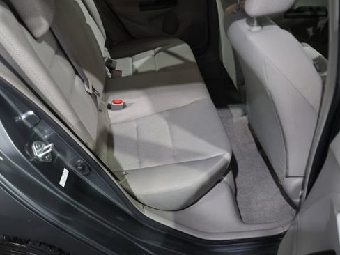 Used 2012 Honda Insight image 12
