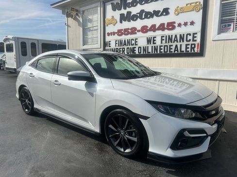 Used 2020 Honda Civic EX image 2