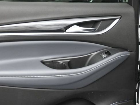 Used 2023 Buick Enclave Essence FWD image 26