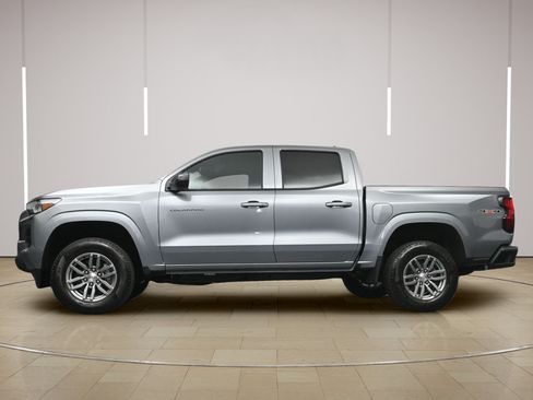 Used 2026 Chevrolet Colorado LT w/ Advanced Trailering Package AWD/4WD image 28