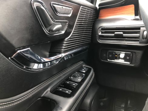 Used 2022 Lincoln Corsair Reserve w/ Elements Package image 19