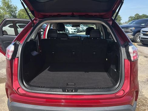 Used 2019 Ford Edge SEL w/ Equipment Group 201A AWD/4WD image 12