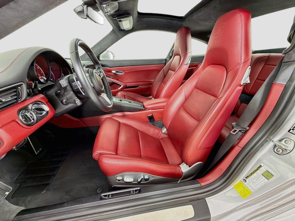 Certified 2017 Porsche 911 4 Coupe AWD/4WD image 5