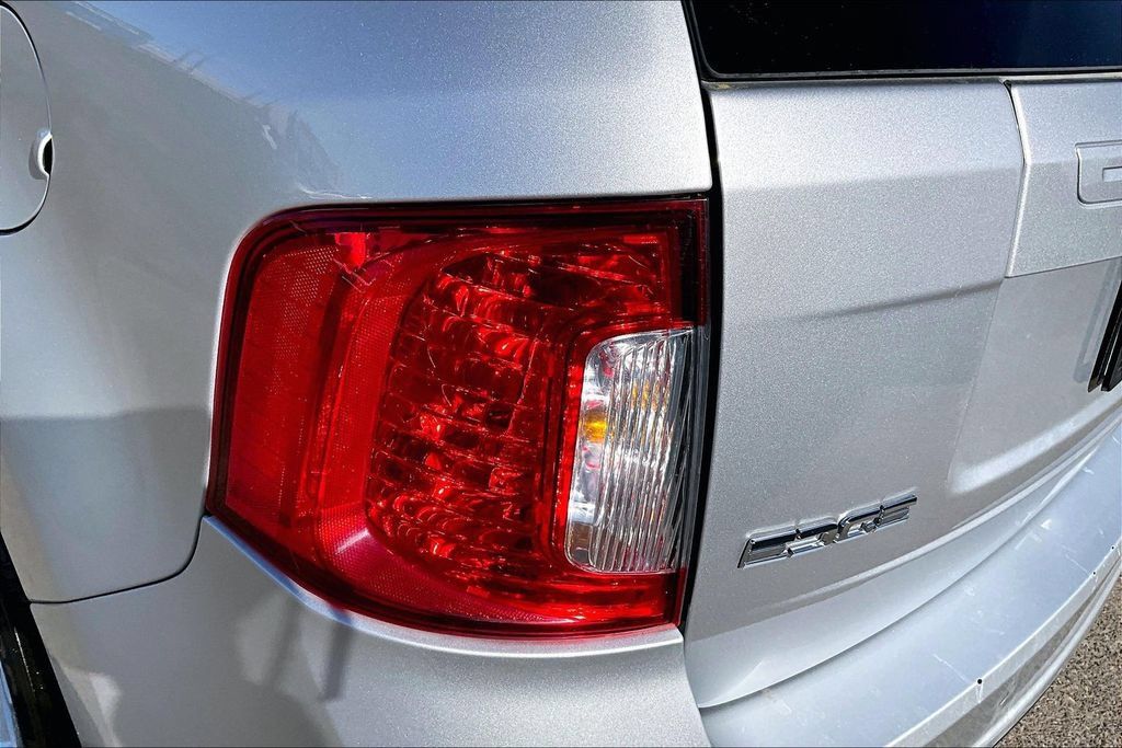 Used 2014 Ford Edge SEL AWD/4WD image 28
