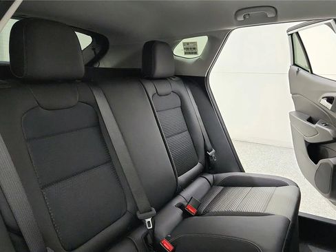 New 2026 Chevrolet Trax LT w/ Driver Confidence Package image 36