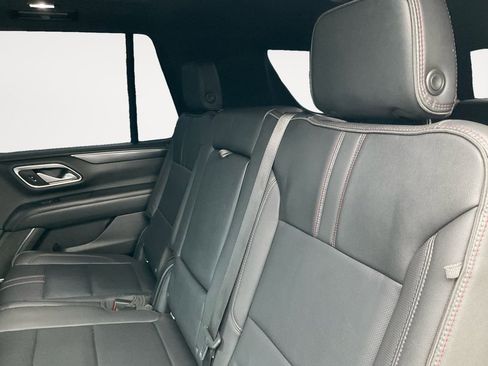 Used 2021 Chevrolet Tahoe RST image 30