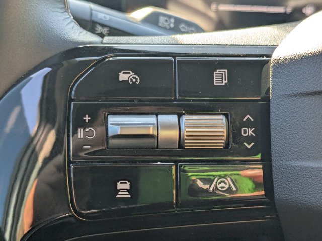 Used 2026 Kia Sorento LX FWD image 23