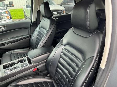 Used 2024 Ford Edge SEL AWD/4WD image 10