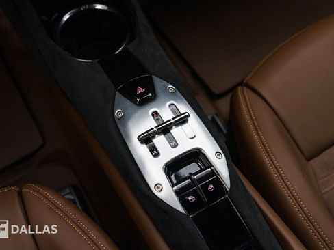 Used 2022 Ferrari 296 GTB image 31