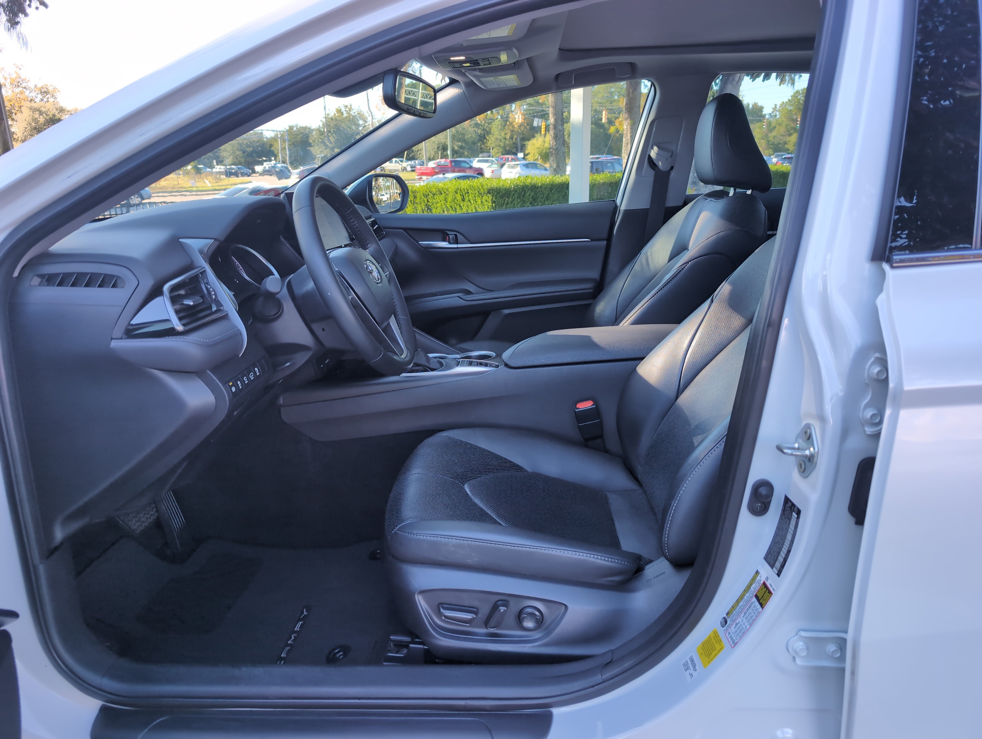 Certified 2023 Toyota Camry XLE w/ Navigation Package FWD image 16